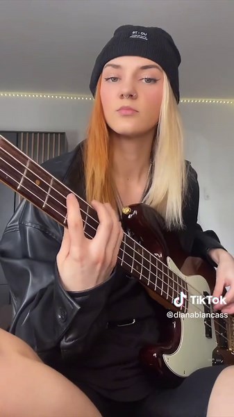 Mary on a 🔥 Ghost Bassist - Bass Cover
