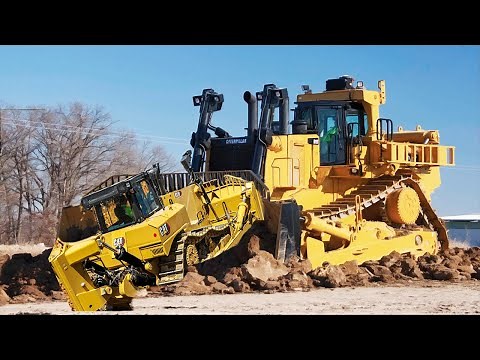 Caterpillar D9T Bulldozer