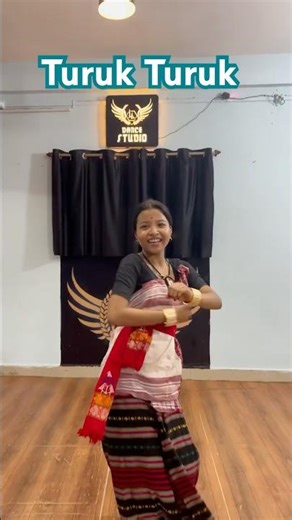 Turuk Turuk LL Dance Studio #shorts #trending #youtubeshorts #dance #shortsdance #turukturuk
