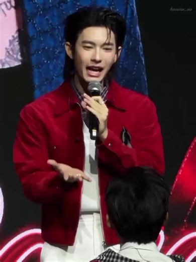 PoohPavel Moment: When Someone Kept Staring Next To Him