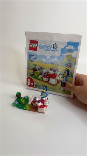 This is the new LEGO Bluey Tea Party Polybag that retails for 3,99€/ $4.99 and consists of 33 pieces 🫖💙🩵 #newlego #legobluey #legopolybag #bluey | trippinbricks