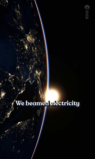 We just beamed power from space to Earth. 🛰️⚡ Solar panels on Earth have one massive flaw: Night time. The atmosphere reflects and absorbs a huge chunk of the sun's energy, and obviously, half the planet is in darkness at any given moment. But in space? The sun never sets. For decades, engineers have chased the dream of Space-Based Solar Power. They want to harvest clean energy in orbit and beam it down wirelessly. It’s no longer just sci-fi. Caltech has officially proved it’s possible. Their p