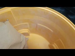 Review and demo of DeWalt 9 gallon wet dry vacuum cleaner