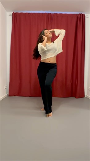 Belly Dance × Contemporary on Bekhayali | Full Video #shorts #bellydance #bellywood