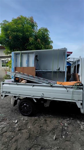 Installation of Aluminum Closet #cabinetdesign #whiteandwoodfinishcombination #drawers #homeideasforyou #AnayFree | Tomas Glass Aluminum