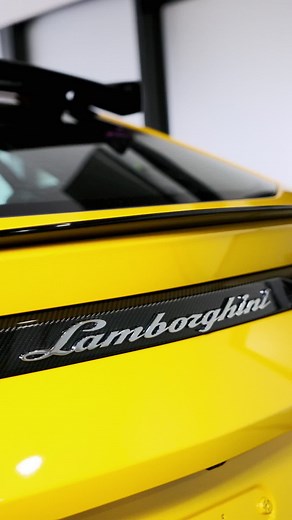 Bid on a 2023 Lamborghini Urus Performante Today!