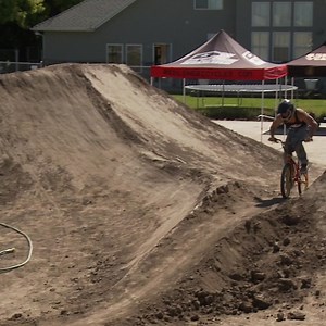 2 dudes 1 bike… 👀 | Nitro Circus