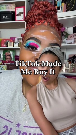 Seriously a GAME CHANGER. Linked in my storefront. #tiktokmademebuyit #viralmakeupbrush #makeuphacks #makeuptips #EasyWithAdobeExpress @erin_reneeee