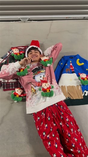 Depop on Instagram: "The Depop fold but make it festive 🎄✨ @pepinos_thrift is back with a holiday spin on his signature flat lay. Evolved optional."