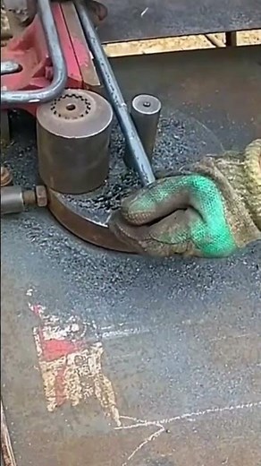 Metal Rod Bending Technique - Good tools and machinery make work easy