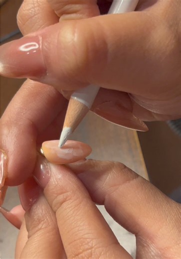 Kuku Press On Bertema Sekolah untuk Ulang Tahun