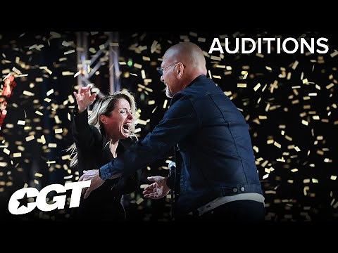 GOLDEN BUZZER Noise Maker Geneviève Côté Shocks Howie Mandel | Canada’s Got Talent