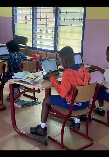 Computing Lessons !!! IT guienuses at work !!!