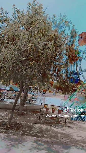 Piyar Ki Bataye - Maryam Khan's Viral TikTok