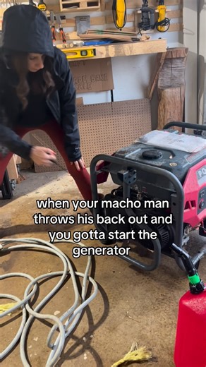 Sarah Barry Taylor on Instagram: "I mean good thing I workout 😏 I’d much prefer he do it but happy to help when I can 😘 #mom #momlife #momoffive #husbandwife #marriage #marriedlife"