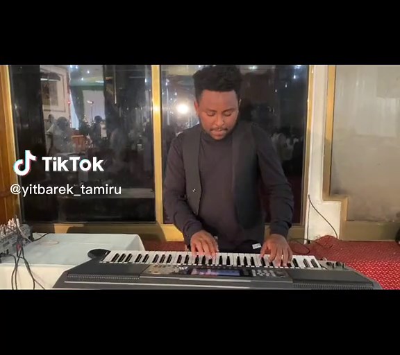 Engaging Keyboard Performance with Yamaha Instrument