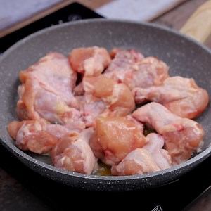 The best chicken thigh recipe I’ve ever made, so easy and tasty! | Recipes Learn