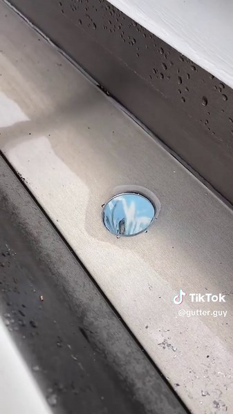 Making a 3x4 oval hole cut. with senox black max punch. prepping for downspout installation. #gutterinstallation #seamlessgutters #raingutters #contractorsoftiktok #fyp