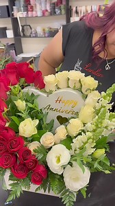 Making an anniversary gift 💝🎁 #cursodeseptiembre #motivación #flowers #fuerza #emprendedores #fypシ | Christina's flowers shop