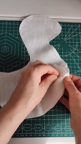 Goose Soft Toy Sewing Pattern PDF, Plush Duck Tutorial, Easy Stuffed Toy Pattern for Beginners - Etsy