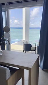 It's time for another room tour at ROBINSON MALDIVES 🌴✨ Join us as we explore this stunning water villa – pure paradise above the turquoise ocean!🏝️ https://www.robinson.com/en/en/resort-holiday/maldives/maldives/club-details/ | ROBINSON