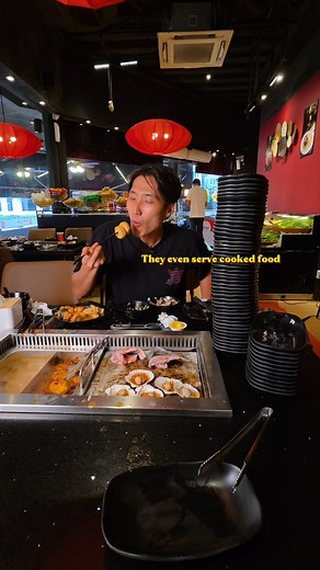 743K views · 21K reactions | My Go-To Unlimited hotpot at Bugis since my army days - under $30 with NO time limit. You HAVE to order the pan-fried dumplings. They make them fresh per order and they are absolutely incredible. @zhonghuasteamboat | Zermatt Neo | Facebook