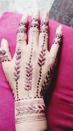 5 Unique Mehndi Designs that WOWED the Internet