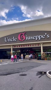 5.6K reactions · 528 shares | Lil Mo visits @unclegiuseppesmarketplace | LIL “MO” Mozzarella | Facebook