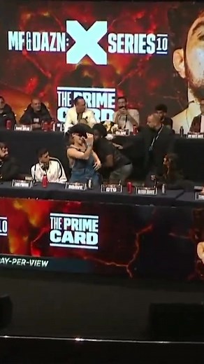 Astrid Wett Vs. Alexia Grace: Intense Showdown at Misfits Press Conference!