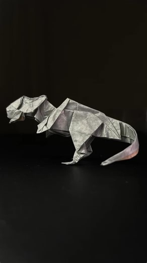 @foldgodz on Instagram: "Origami Gigantosaurus tutorial 🦖 #art #crafts #handmade #dinosaur #jurassicpark TT: humpap"