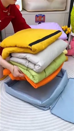 Compression Clothes Storage Organiser Bags with extra space Online available on Amazon Flipkart