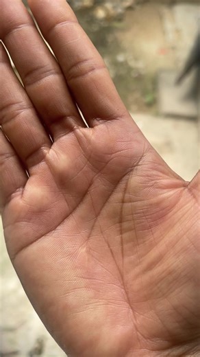 မူရင်းအသံ - sayar aung chan min ပါဝင်သည့် D Day (@d.day0284) ၏ ဗီဒီယိုများ