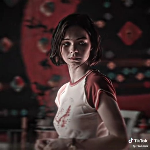 Emma Myers #emmamyers #edit #wednesday #enidsinclair #agggtm#pipfitzamobi