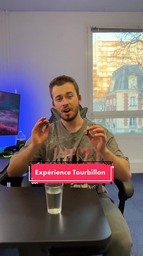 À votre avis c’est possible ? 😳 #experience #pile #eau #tourbillon