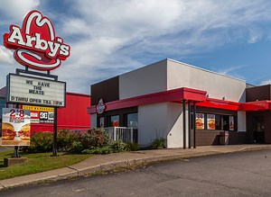 5 Fast-Food Chains Where Portions Are Visibly Shrinking, According to Customers