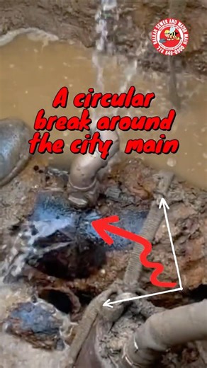CRACKED NYC Water Main! #plumbing #infrastructure #nyc #waterline