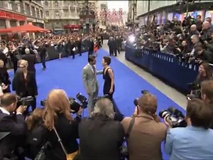 Prometheus is Thought Provoking (MOVIEW REVIEW)