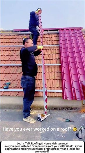 Installing Drainage Tiles – Keeping the Roof Watertight! 🏠💧