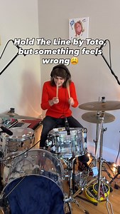 Yes, I did this trend, yes this song is in 4/4, but now I’ve made it even more 4/4, PROG😎 Controversial opinion; banger songs, but so cheesy and definitely not my kinda band, but can’t deny how catchy they are🙅‍♂️ I love drums🥁❤️ #drums #drummer #drumming #toto #swag | PERRYDIMENSION MUSIC