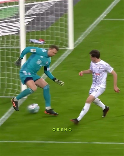When Neuer Gets Bored 🤯🔥