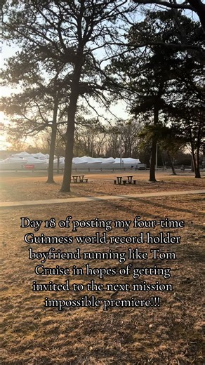 The fastest snapper and clapper in the world is right before your eyes @Tom Cruise @Mission Impossible @Paramount Pictures @Cory Macellaro @Paramount #fyp #foryou #fypviralシ #TomCruise #MissionImpossible #helpus #paramountpictures #running #sprinting #fypシ゚viral #foryoupage #pleasepleaseplease #blowthisup