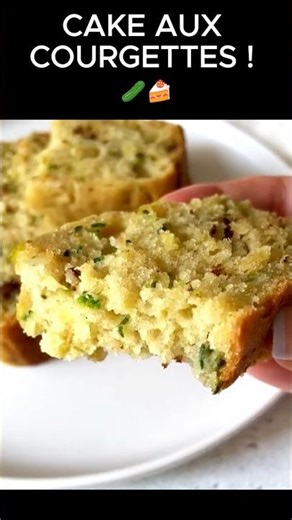 LE MEILLEUR CAKE AUX COURGETTES ! 🥒🍰 (Ultra Moelleux)
