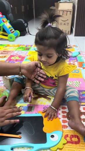 When Niyu eats egg 🍳😋