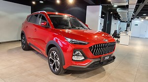 JAC estrena su nuevo JS8 2022 con 180 HP y tres filas de asientos