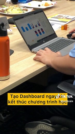 Giỏi Excel cùng UniTrain trên TikTok
