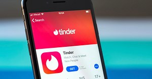 Tinder Tests AI That Will Choose the Best Photos for Your Dating Profile