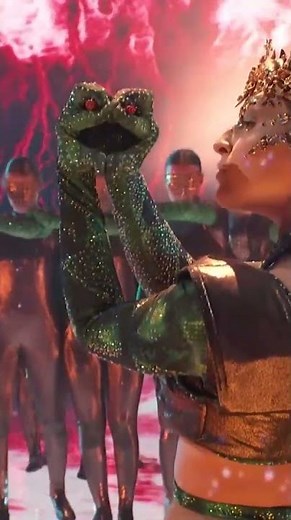 Their Dance Will Hypnotise You! 🐍