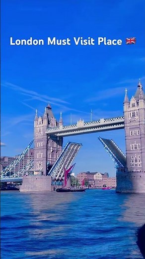 London’s Most Iconic Arch: The Ultimate Guide to Tower Bridge 🇬🇧 #Shorts #towerbridge