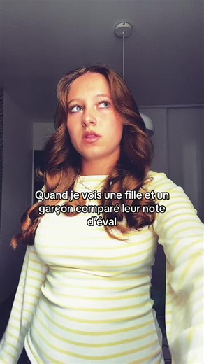 Quand une fille et un garçon comparent leurs notes : le rituel étudiant
