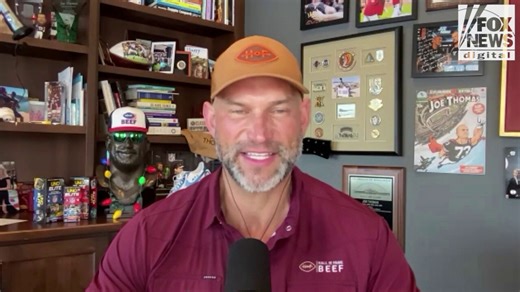 Browns legend Joe Thomas offers high praise to Myles Garrett